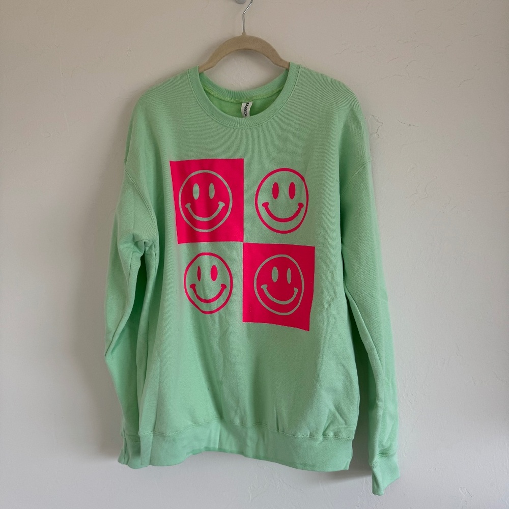 Smiley Checked Pullover